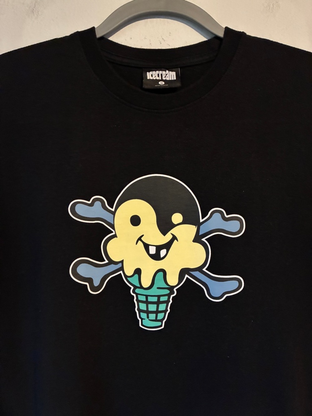 Icecream Black Tee with Yellow & Green Ice Cream Skull Graphic - Picture 2 of 6